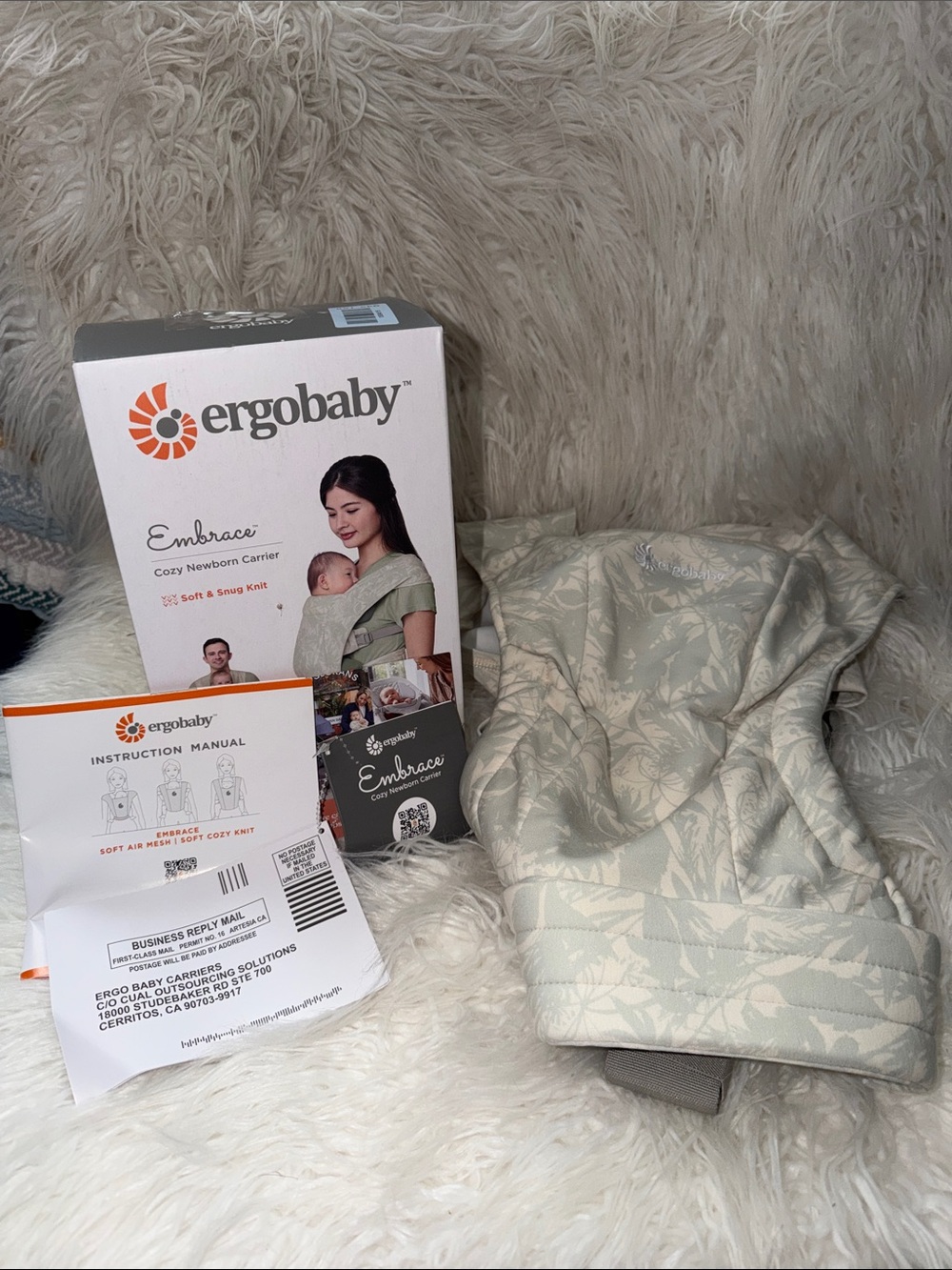 NIB Ergobaby Embrace Newborn Carrier — Sage Green Floral